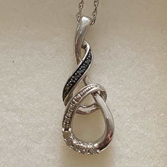 KAY Jewelers BK & WH Diamond Infinity Necklace - Picture 2 of 4